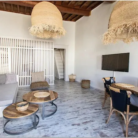 Vila Mykonos Centre 8 Pax With Jacuzzi Mykonos Town