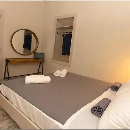 Mykonos Centre 8 Pax With Jacuzzi