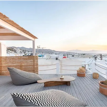 Mykonos Centre 8 Pax With Jacuzzi Vila